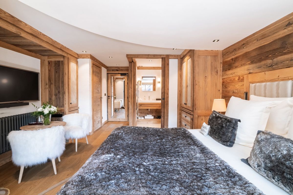 2025_chambre_114_supérieure-village_hotel-les-peupliers_hébergement_07©Paul-Brechu